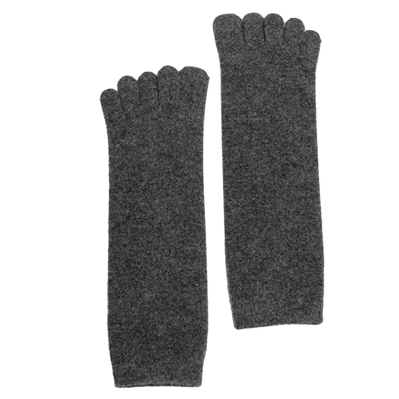 Cashmere split-toe socks