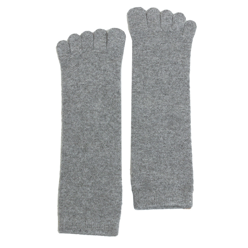 Cashmere split-toe socks