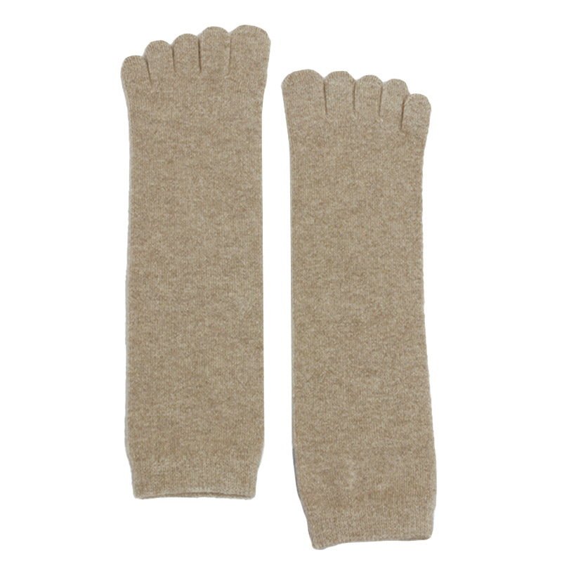 Cashmere split-toe socks